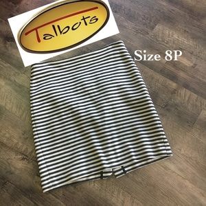 Talbots knit skirt with back hidden zipper